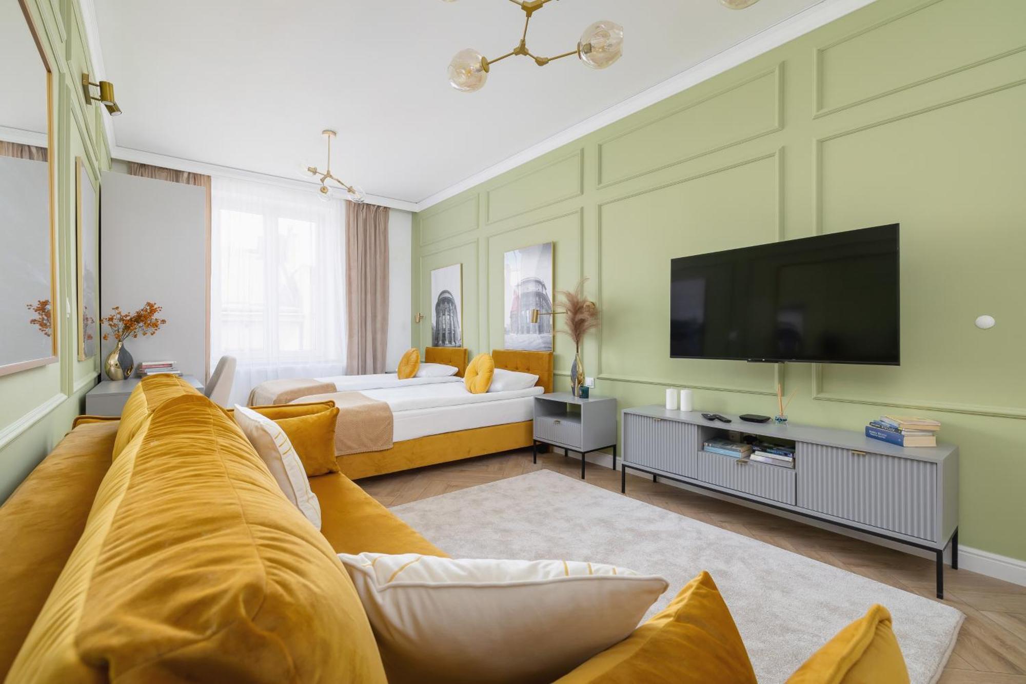 Starowislna Elegant With Air Conditioning Kazimierz Cracow By Renters Prestige Krakau