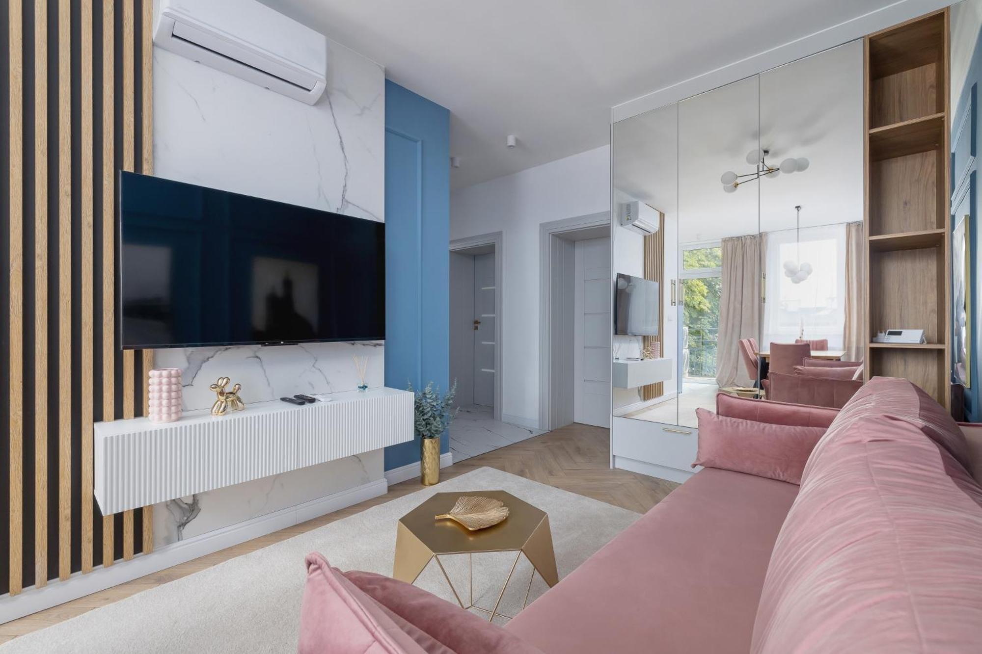 Apartment Starowislna Elegant With Air Conditioning Kazimierz Cracow By Renters Prestige Krakau